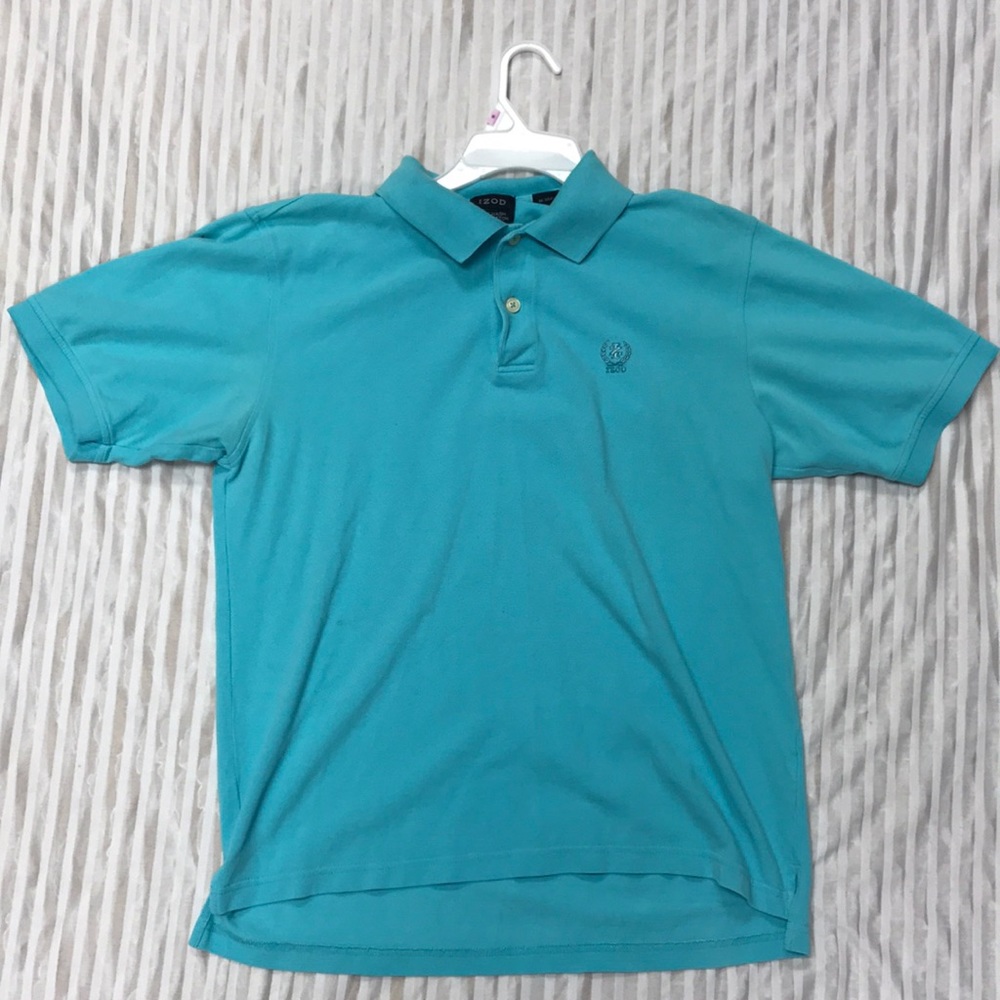 IZOD men’s shirt